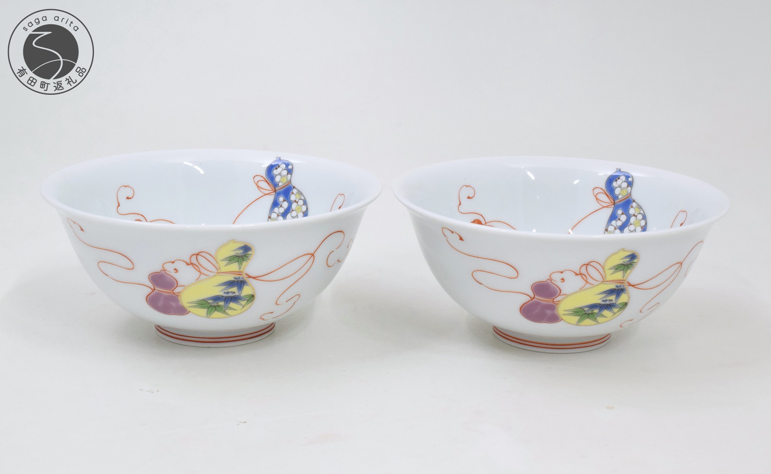 
                  有田焼 六瓢松竹梅 ペア秋型飯碗【深川製磁】おちゃわん 茶碗 飯碗 セット 食器 器 うつわ 和食器 瓢箪 ひょうたん 伝統工芸 縁起物 陶磁器 aa064
                