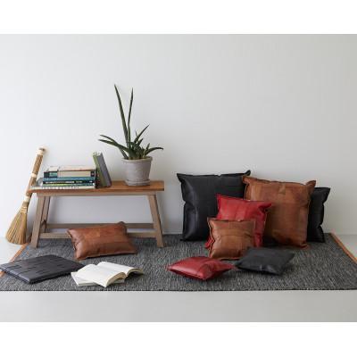 ふるさと納税 高槻市 【KAKURA】レザークッション tunagu35 アンティークブラウン |  | 02