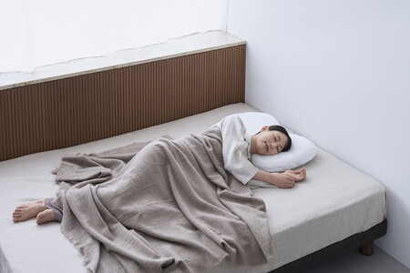 （エアウィーヴグループ枕専門ブランド）ロフテー 「9セルピロー エラスティックパイプ×エアファイバー」