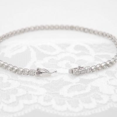 ふるさと納税 甲府市 PT950/K18WG 3.0ctダイヤモンドブレス　HH018927 |  | 02