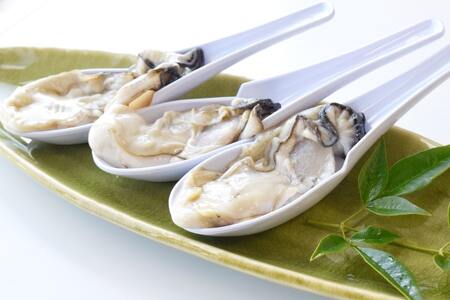 むき身 地秀かき 生食用 500g ×2袋 [かみたいら 宮城県 気仙沼市 20564232]