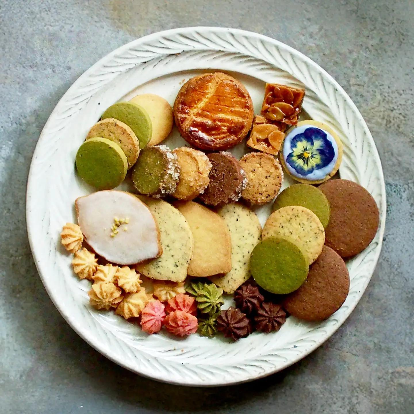 【12回定期便】米粉のクッキー缶7種 長与町/Lilla Lotta[EBR060]