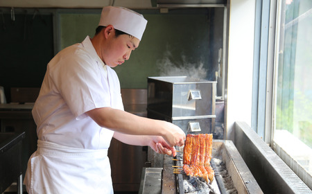 【訳あり】国産うなぎ 炭火蒲焼 400g以上（2-3尾) A-AA-A38A