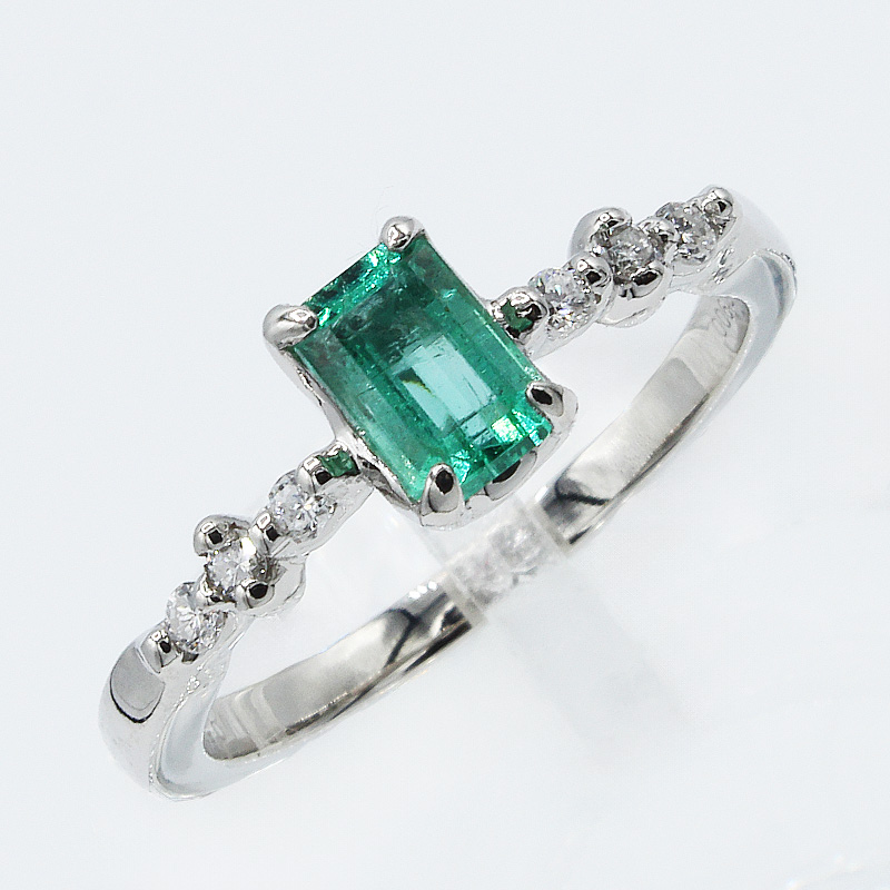 エメラルド リング 0.5ct Pt900　(14456) 指輪 リング プラチナ エメラルド プラチナ ダイヤモンド ジュエリー アクセサリー 山梨県 甲斐市 BR-93