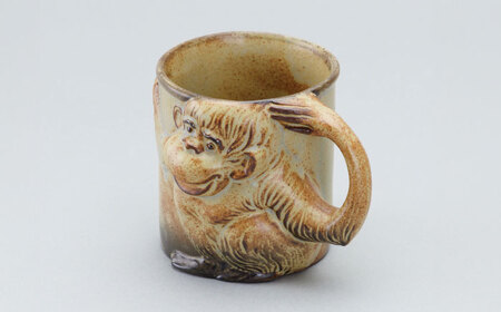 【瀬戸焼】動物マグ　サル（M38）　/　瀬戸焼 ギフト マグ マグカップ コップ カップ[BBAJ020]