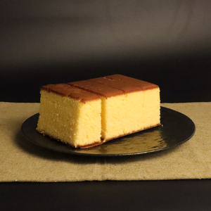 昔ながらのカステラ 1本 中（12cm × 27cm）兎月園 カステラ 和菓子 はちみつ 静岡県三島市