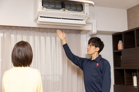 【世田谷区内サービス限定】エアコンクリーニング（壁掛けタイプ、自動お掃除機能なし）_0083-003-se7