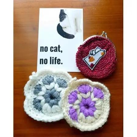【保護猫ルームえびす】手作り小物セット(がま口・アクリルたわし)ポストカード付【1647218】