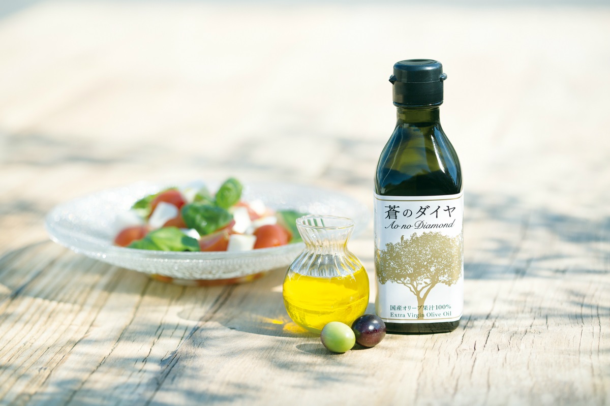 【定期便】「蒼のダイヤ」オリーブオイル 多度津産180ｇ（年12回）【予約受付中！11月中旬以降発送開始】【H-66】