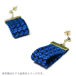 ガルザイヤリング 【 丹後ブルー 】 イヤリング アクセサリー ファッション 小物 おしゃれ お洒落 オシャレ シルク 真綿 シルク100％ 青 青色 ブルー 贈り物 贈答用 記念日 誕生日 ギフト 