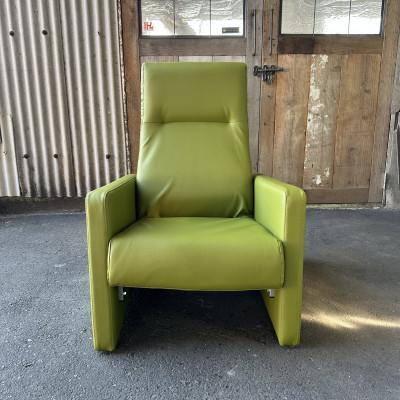 ふるさと納税 富田林市 Bulb Chair(バルブチェア)プレザント グリーン【SWOF】 |  | 01