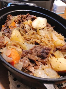 【A4等級】博多和牛モモすき焼き切り落とし 400g すき焼き すき焼き すき焼き すき焼き TKZ017