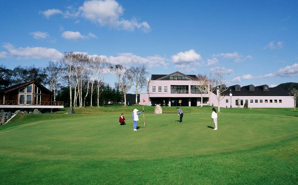 ゴルフプレー・施設利用券 3000円分