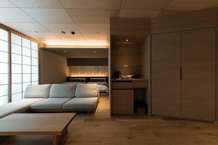 【道後御湯】平日限定＜露天風呂付きデラックス＞1泊2食付き ペア宿泊券 （ 道後温泉 宿泊券 愛媛 宿泊券 温泉 宿泊券 道後 ホテル 宿泊券 宿泊 夕食 朝食  食事 付 宿泊券 松山 宿泊券 観光