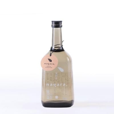 
            ＜MORIKUNI＞ながら、 純米大吟醸(紙箱入)720ml【1609935】
          