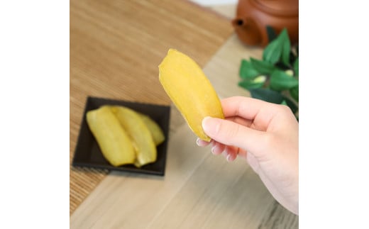 干し芋（蜜芋）約1.8kg 約1.8キロ 18パック 干芋 干いも ほしいも サツマイモ さつもいも 薩摩芋 乾物 おやつ お菓子 和菓子 和スイーツ デザート 甘い 美味しい おいしい 国産_イメー