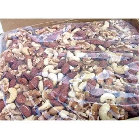 【毎月定期便】天然熟成天日塩 ミックスナッツ 800g(800g×1袋)(大野城市)全3回_野菜 豆  まめ マメ  定期便 定期便  _【4062693】