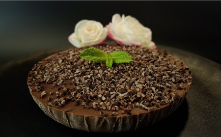 植物性100％ Vegan Raw Cake Chocolate（チョコレート／Lサイズ）☆お砂糖・小麦粉・乳製品不使用のスイーツ ヴィーガンローケーキ 吉野ヶ里町/Dondonyokunaru [F