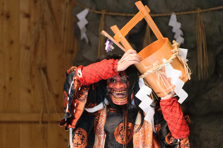 手羽先餃子 博多とんこつ味 10本 博多しょうゆ味 10本 計 20本