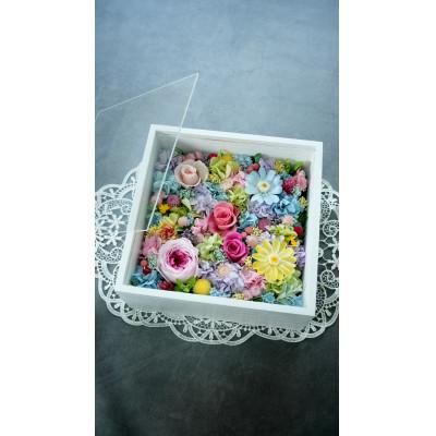 ふるさと納税 吹田市 プリザーブドフラワー　春色のフレームアレンジメント |  | 01