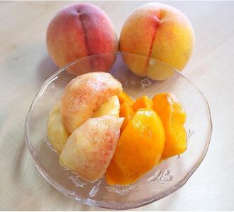 ★かつらぎの黄桃・白桃食べ比べセット★ 9～12玉【2026年6月下旬～2026年8月上旬順次発送】/【A257-frks150】