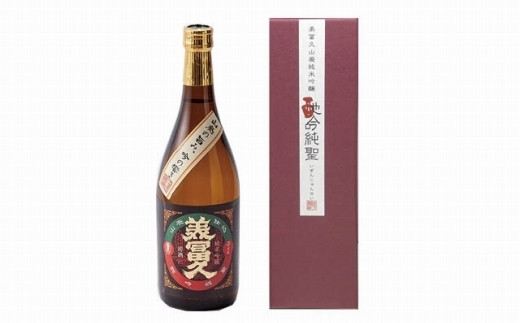 
                  山廃純米吟醸 いぎん純聖 720ml
                