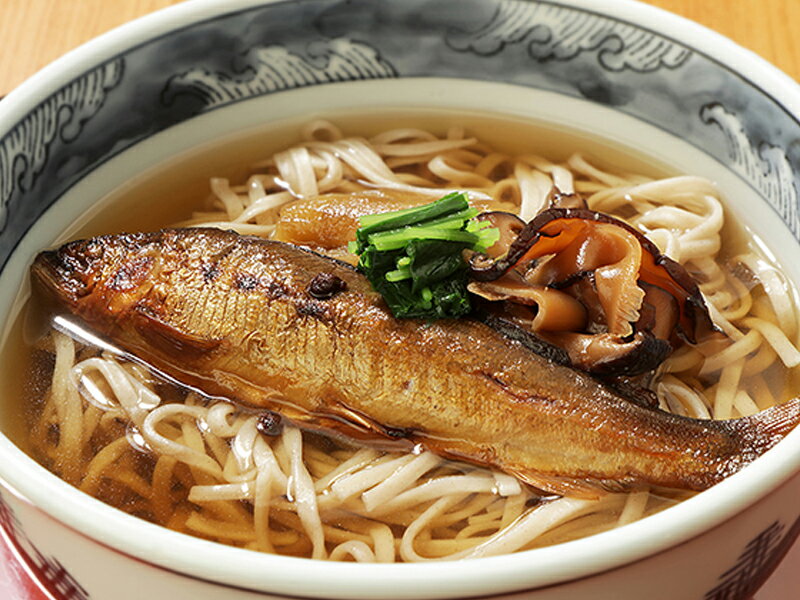 【ふるさと納税】鮎甘露煮の蕎麦セット（温そば・冷やしとろろそば各2人前）(A629-2)