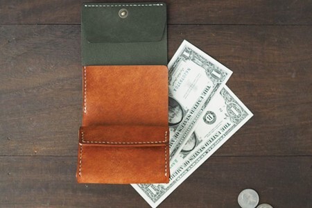 小さい のにめっちゃ入る 三つ折り 財布 14 ブラックブラウン