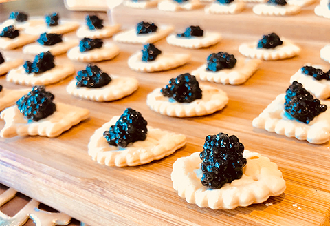 【桐箱入り】【ギフト】HEIKE CAVIAR 椎葉産 キャビア 60ｇ 【宮崎県 椎葉村】 チョウザメ 【世界三大珍味×日本三大秘境】