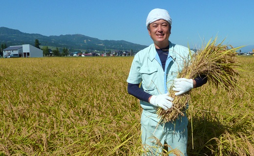 【令和7年産新米予約】【定期便】特別栽培米「極上南魚沼産コシヒカリ」（有機肥料、8割減農薬栽培）精米8ｋｇ×全3回【2025年9月中旬より順次発送予定】