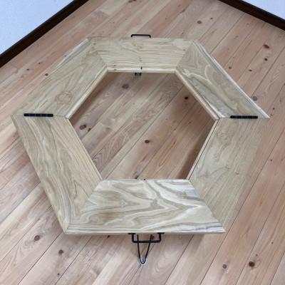 ふるさと納税 千早赤阪村 【杉】千早赤阪村の木材で作った　折り畳みヘキサテーブル　室内室外兼用 |  | 01
