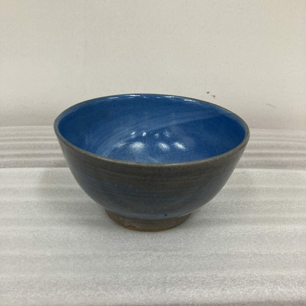 
            矢羽根碗 陶器 茶碗 食器 うつわ 器 ギフト 沖縄市 / 唐仙窯 [BCBK006]
          