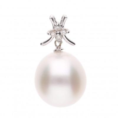 ふるさと納税 神戸市 【久遠】白蝶真珠(南洋真珠)ダイヤモンド K18 ホワイトゴールド ペンダントトップ