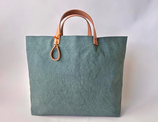
            手染め帆布トートバッグ　からふるL〈浅葱鼠色〉
          