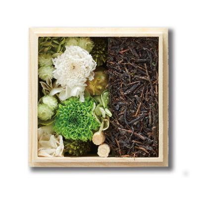 ふるさと納税 宇治市 【お花とお茶葉のアレンジメント】茶和花(源氏物語)グリーン