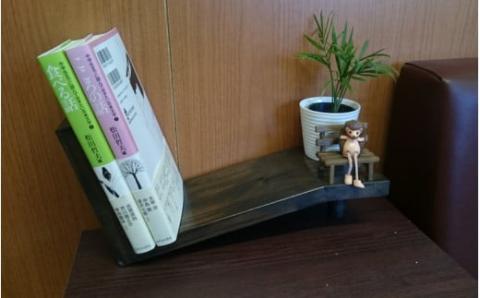 熟練の職人が作る こんな本棚見たことない！ 倒れないブックスタンド 本棚 インテリアにも【myv002A】