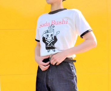 宗田節うす削り付き！ゆるキャラTシャツ（綿100％）～レトロデザイン＆宗田ぶっしー君イラスト～ 【R00426】