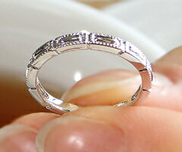 指輪 小指 重ね付け ミル打ち レディース【K18WG】r-126（KRP）J5-1410