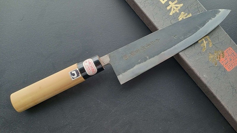 
                  28-343　小山本手打刃物　青紙鋼　柳刃包丁【熊本県伝統的工芸品】
                