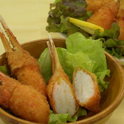 ふるさと納税 網走市 生冷ずわい蟹むき爪・肩肉むき身セット　各500g　計1kg |  | 02