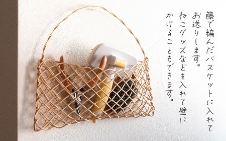 ねこのおもちゃ　メザシセット　【赤系】　アトリエかおる