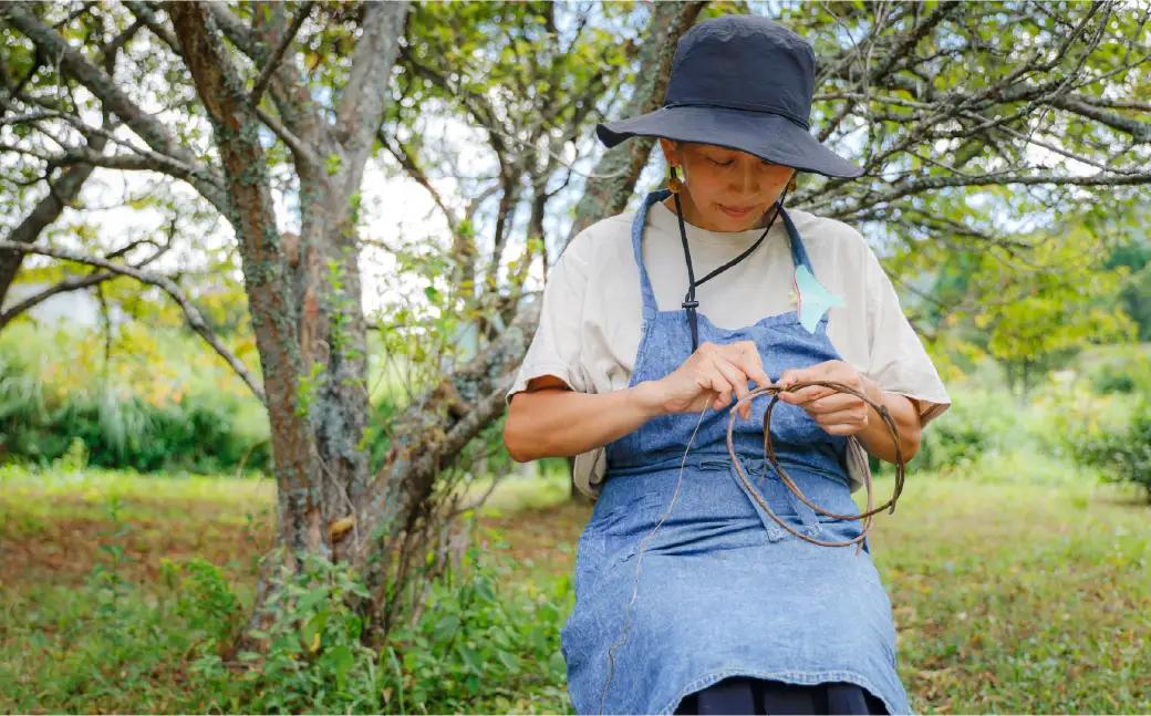 世界にひとつ ツルかごとブーケ 里山の草木から生まれた｜一点もの 自然素材 インテリア 天然素材 ハンドメイド
