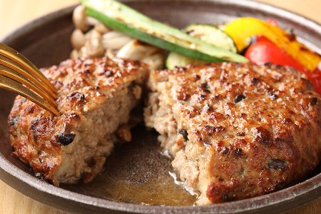 飛騨小坂ぶなしめじ入り  飛騨牛ハンバーグ（200g×3個）冷凍【72-2】