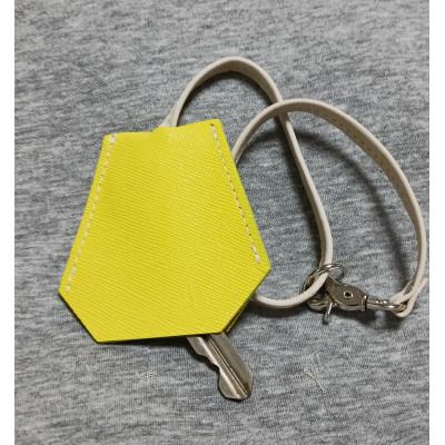 ふるさと納税 豊能町 キーカバー大　牛革プリズム型押し/レモンイエロー