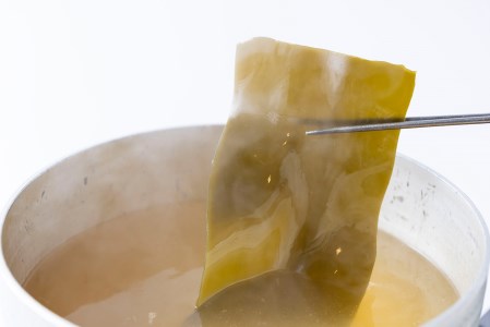 北海道産 日高昆布 切り出し 計 350g (50g×7袋)