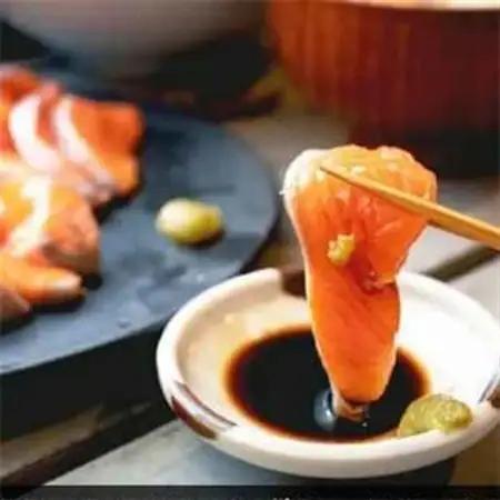 養殖銀鮭「銀王」刺身用サクと定塩切身セット【配送不可地域：離島】【1312833】