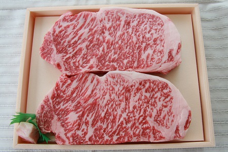 冷蔵（チルド）でお届け！奥出雲和牛サーロインステーキ180g×2枚 【しまね和牛 ギフト 霜降り 贈答用 冷蔵 チルド ステーキ 牛肉 サーロイン日時指定Ｂ-7】