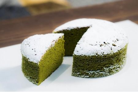 しっとり濃厚ガトー抹茶 12cm（4号） | お菓子 菓子 おかし 焼き菓子 デザート スイーツ 濃厚 ガトーショコラ ケーキ ホールケーキ 抹茶 抹茶ケーキ 大人風味 和菓子屋 冷凍 菓子舗丸円堂 