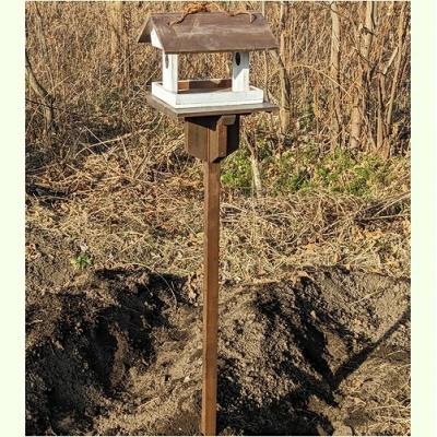 ふるさと納税 小牧市 バードフィーダー　本体と据え付け用天板&amp;杭のセット(本体とオプションのセット)[161P22]