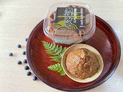 【定期便・隔月 全6回】農家の手作り　黒豆みそ　500ｇ入り　合計18パック(3パックを6回） | 兵庫県 丹波篠山市 五つ星ひょうご TS-SUBSC-BT15-18P
